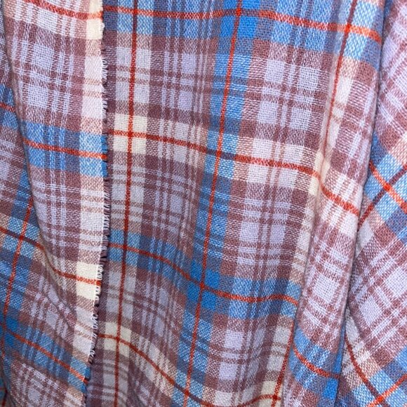 j. crew blue lavender STUNNING SPRING Colors plaid tartan shawl scarf ITALY - Picture 5 of 6